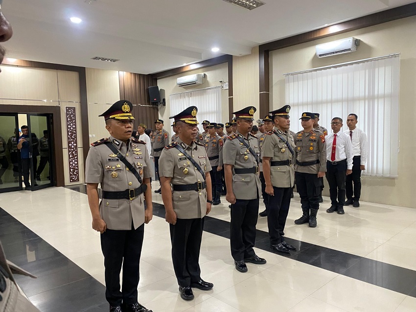 Polres Kubu Raya Segarkan Organisasi, Wakapolres dan Kasat Lantas Resmi Berganti
